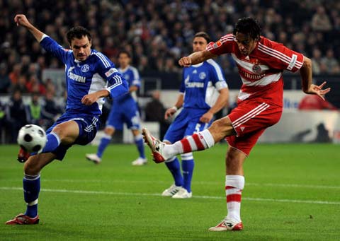 合新老球员 合新老球员